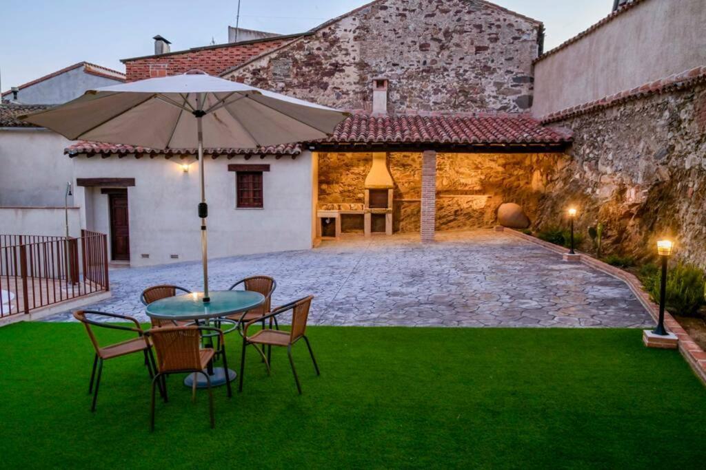 A - Apartamento Elegante Con Piscina Compartida Torrico Eksteriør billede