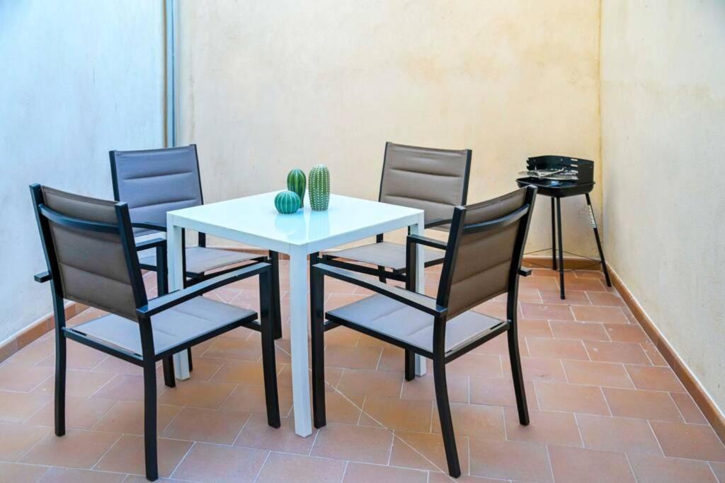 A - Apartamento Elegante Con Piscina Compartida Torrico Eksteriør billede